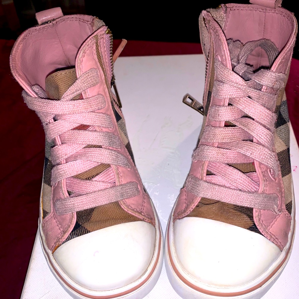 Burberry Shoes
